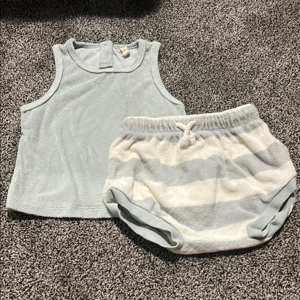 Quincy Mae Light Blue and Cream Set